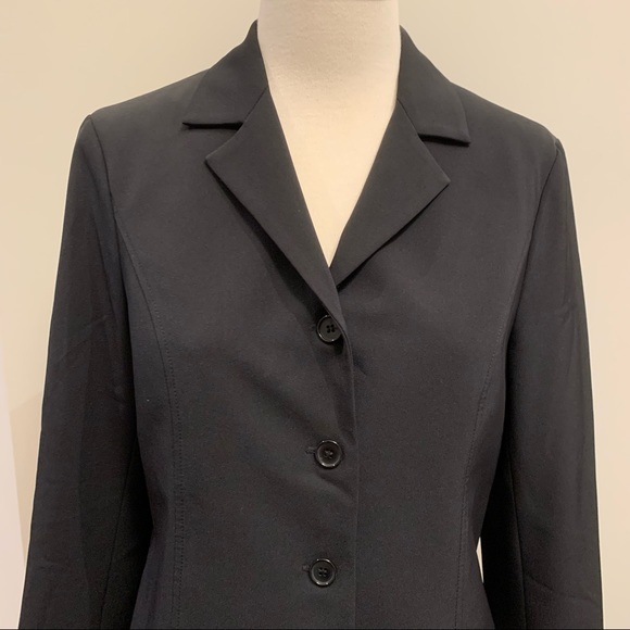 Margaret M Women’s Black Lightweight Buttoned Blazer Suit Jacket, Size 6 - Picture 2 of 8